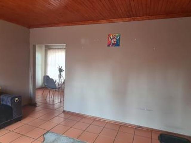 1 Bedroom Apartment in Lydenburg Mashishing