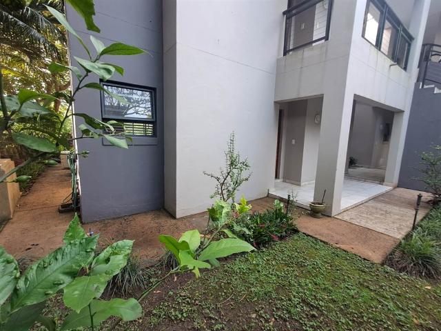 1 Bedroom Apartment in Palm Lakes Estate
