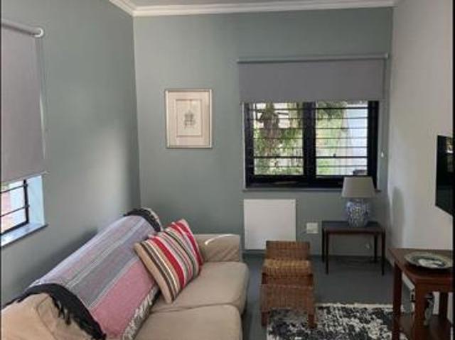 1 Bedroom Apartment in Parktown