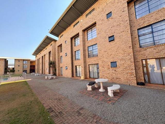 1 Bedroom Apartment in Potchefstroom Central