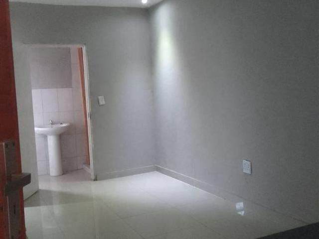 1 Bedroom Apartment in Protea Glen