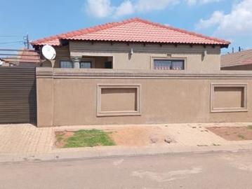 1 Bedroom Apartment in Protea Glen