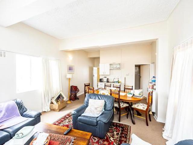 1 Bedroom Apartment in Quigney