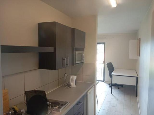 1 Bedroom Apartment in Ruimsig