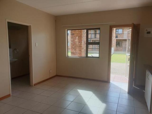 1 Bedroom Apartment in Rhodesdene