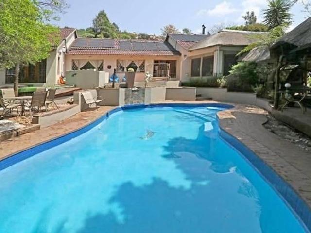 1 Bedroom Apartment in Roodekrans