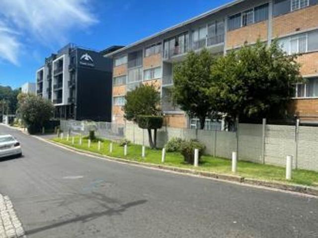 1 Bedroom Apartment in Rondebosch