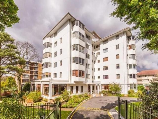 1 Bedroom Apartment in Rondebosch