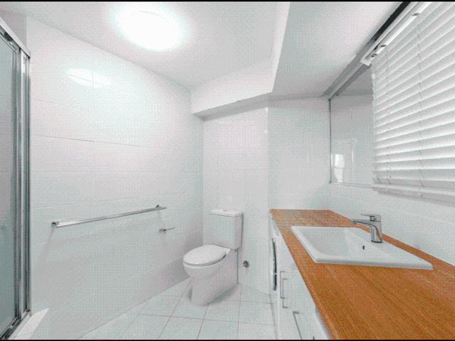 1 Bedroom Apartment in Surfers Paradise Electricity Included