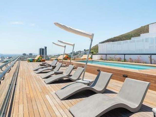 1 Bedroom Apartment in Sea Point