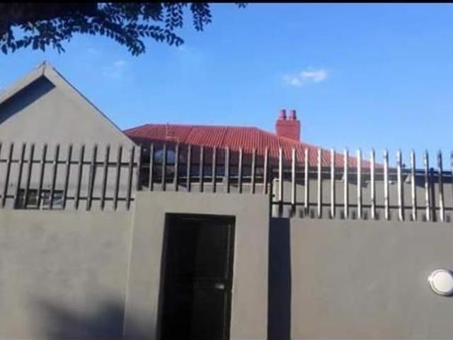 1 Bedroom Apartment in Turffontein