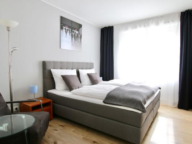 1 bedroom apartment in trendy Ehrenfeld, Koln Amsterdam Apartments for Rent