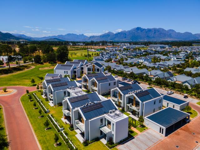 1 Bedroom Apartment in Val de Vie Estate