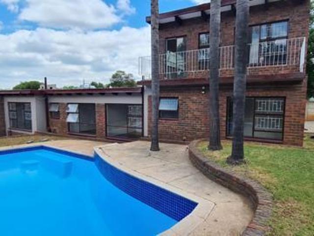 1 Bedroom Apartment in Val de Grace