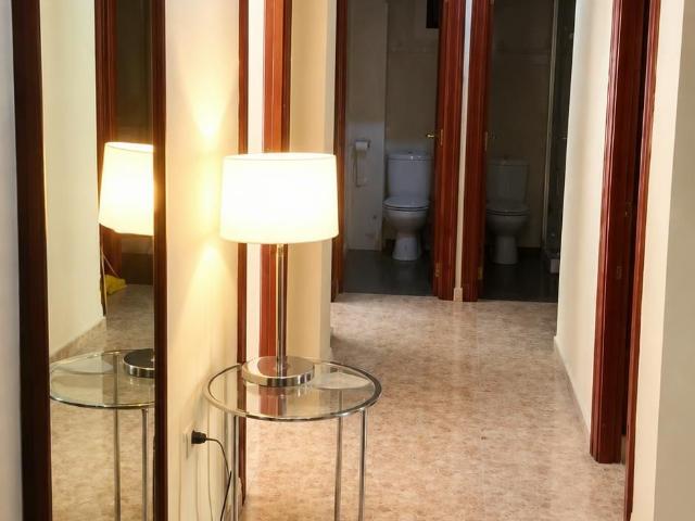 1 Bedroom Apartment in Valencia City Center, Valencia Amsterdam Apartments for Rent