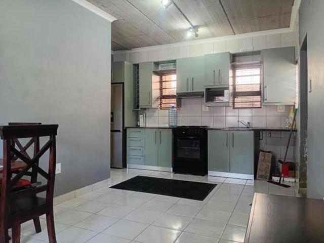 1 Bedroom Apartment in Vincent