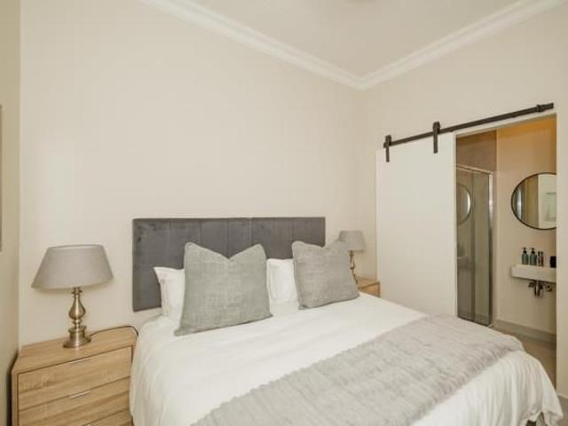 1 Bedroom Apartment in Vredenberg