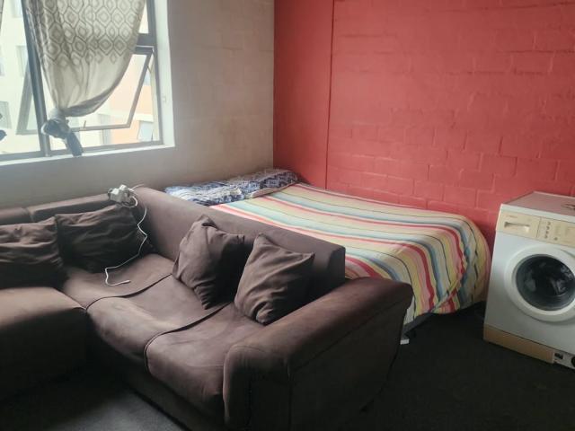 1 Bedroom Apartment in Wynberg