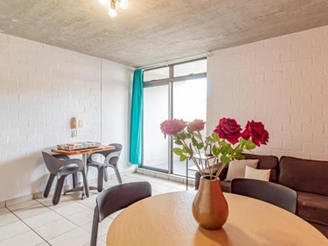 1 Bedroom Apartment in Wynberg