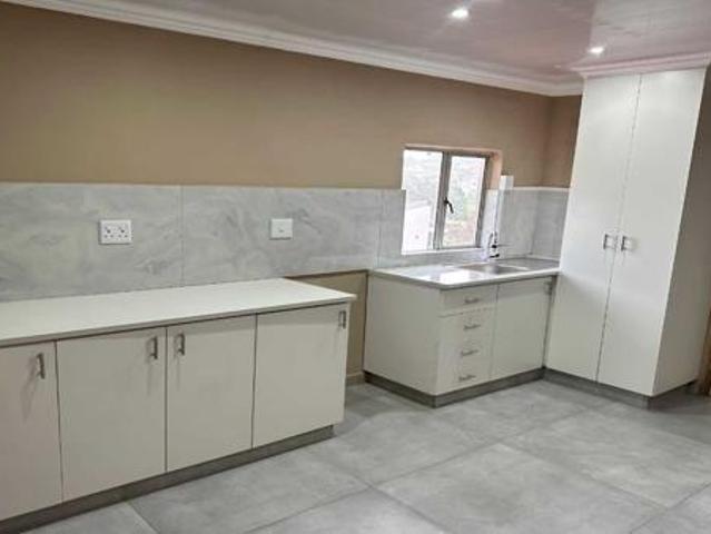 1 Bedroom Apartment in Westcliff