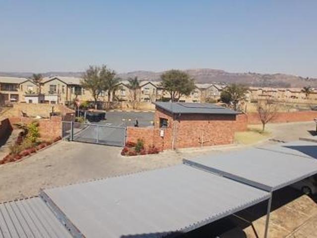 1 Bedroom Apartment in Wilgeheuwel