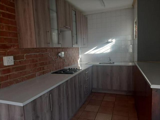 1 Bedroom Apartment in Witpoortjie