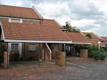 1 Bedroom Apartment in Zwartkop