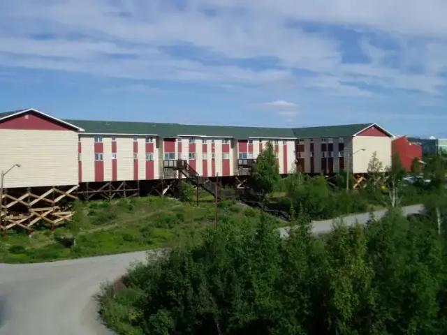 1 Bedroom Apartment Inuvik NT 105485894