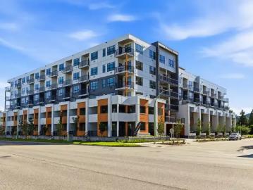 1 Bedroom Apartment Kelowna BC 103355255
