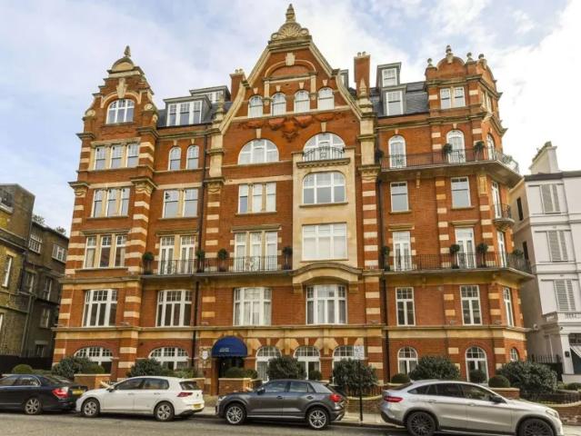 1 Bedroom Apartment Kensington London 102596613