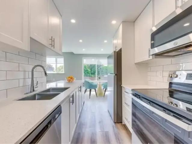 1 Bedroom Apartment Kitchener ON 100839795