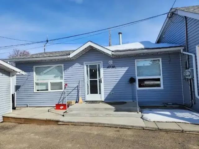 1 Bedroom Apartment Lacombe AB 105991661