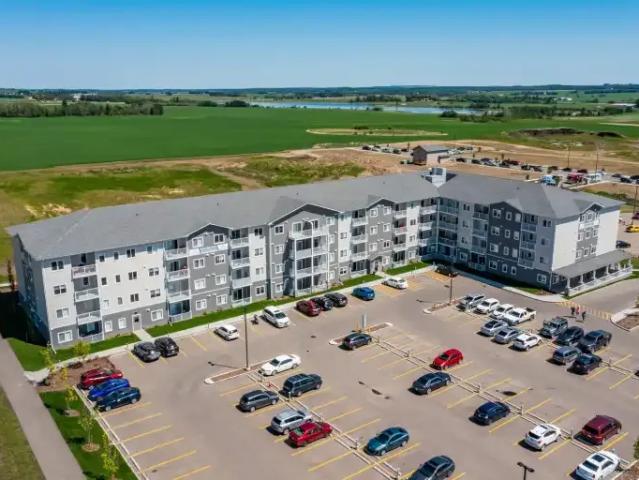 1 Bedroom Apartment Lacombe AB 106134362