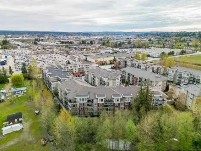 1 Bedroom Apartment Langley BC 102701473
