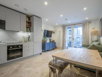 1 Bedroom Apartment London Greater London 99029563