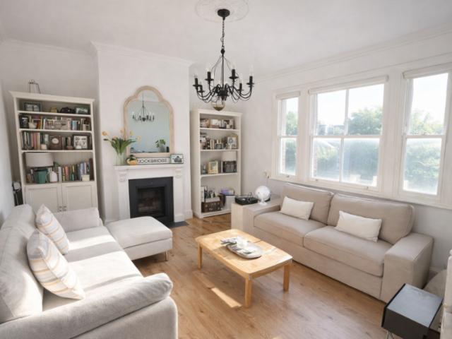 1 Bedroom Apartment London London 100361443