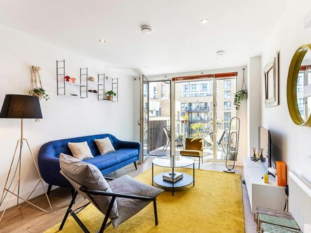 1 Bedroom Apartment London London 103152986