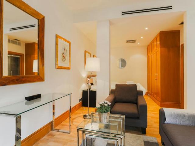 1 Bedroom Apartment London London 95022065