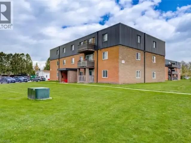 1 Bedroom Apartment London ON LS104183165