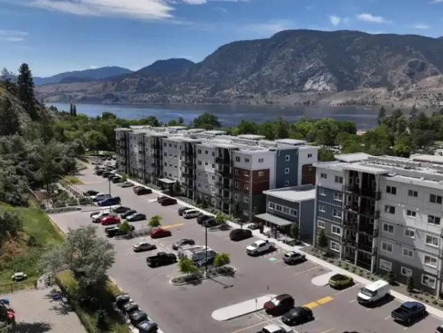 1 Bedroom Apartment Penticton BC 105198067