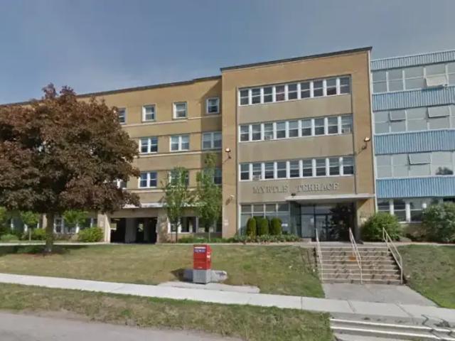 1 Bedroom Apartment Peterborough ON 105715348