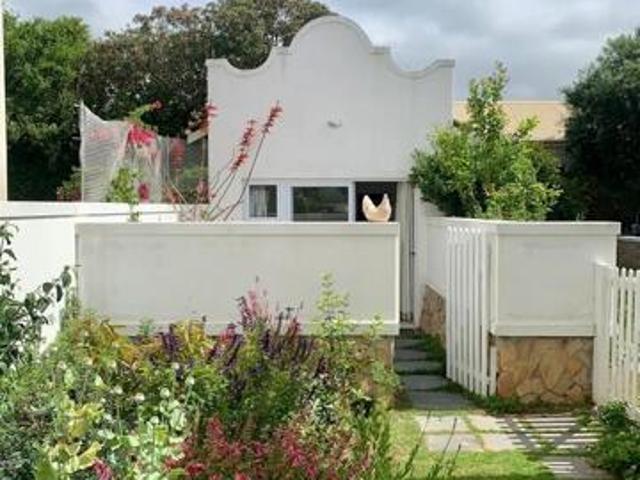 1 Bedroom Apartment Plettenberg Bay Western Cape LS103430616