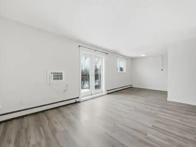 1 Bedroom Apartment Prince Albert SK 102305884