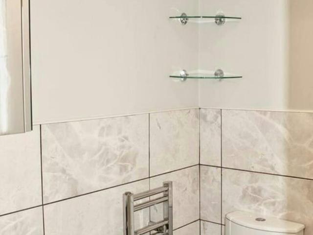 1 Bedroom Apartment Reading Reading 101587562