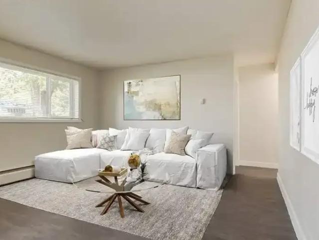 1 Bedroom Apartment Red Deer AB 104400383