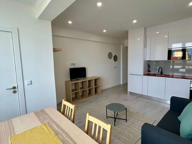 1 Bedroom Apartment renovated, Pampilheira, Cascais