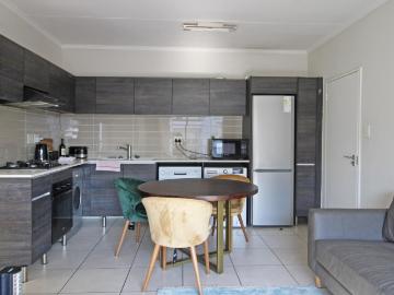 Rivonia Gardens, City of Ekurhuleni Metropolitan Municipality, Gauteng, South Africa