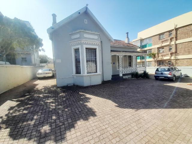 1 Bedroom Apartment Rented in Gqeberha Central