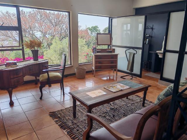 1 Bedroom Apartment Rented in Groenkloof