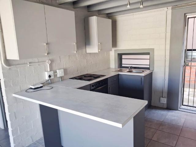 1 Bedroom Apartment Rented in Newton Park